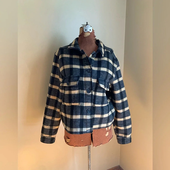 Joie Camel Black tan Plaid coat jacket Brushed Flannel Cropped  Shacket Large - Picture 1 of 9